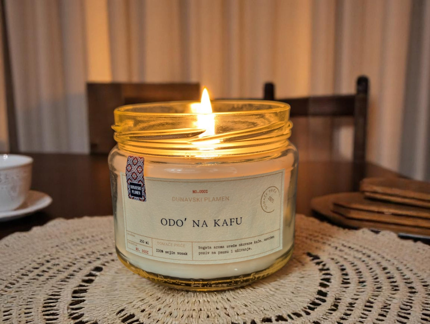 ODO’ NA KAFU  – SOJINA MIRISNA SVEĆA SA MIRISOM KAFE